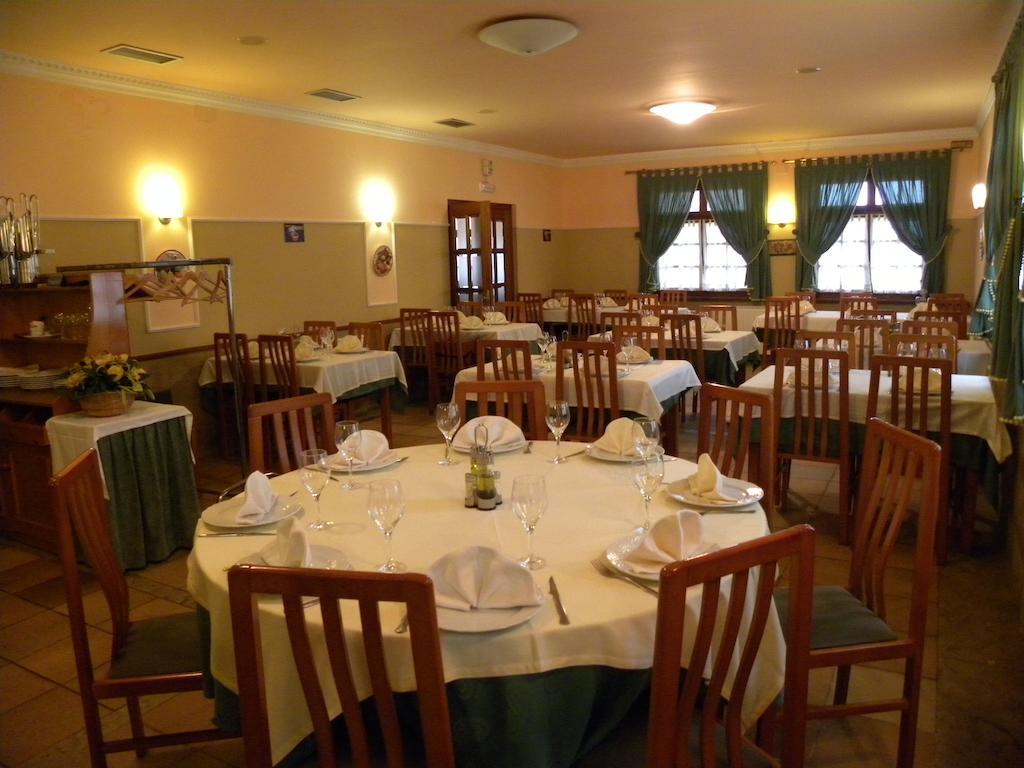 Hotel Restaurante Casa Fernando Ballota المظهر الخارجي الصورة