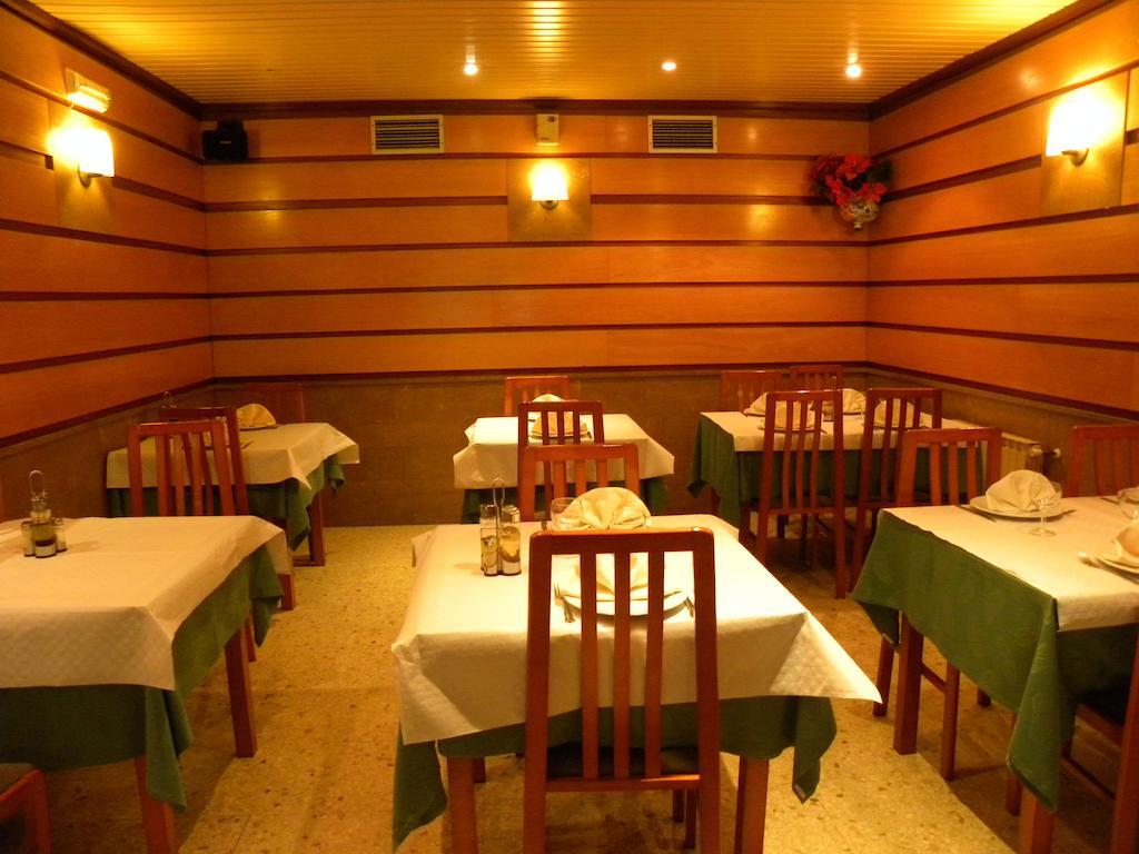 Hotel Restaurante Casa Fernando Ballota المظهر الخارجي الصورة