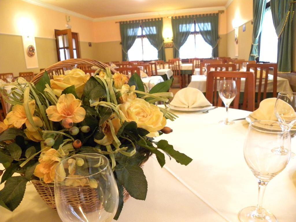 Hotel Restaurante Casa Fernando Ballota المظهر الخارجي الصورة